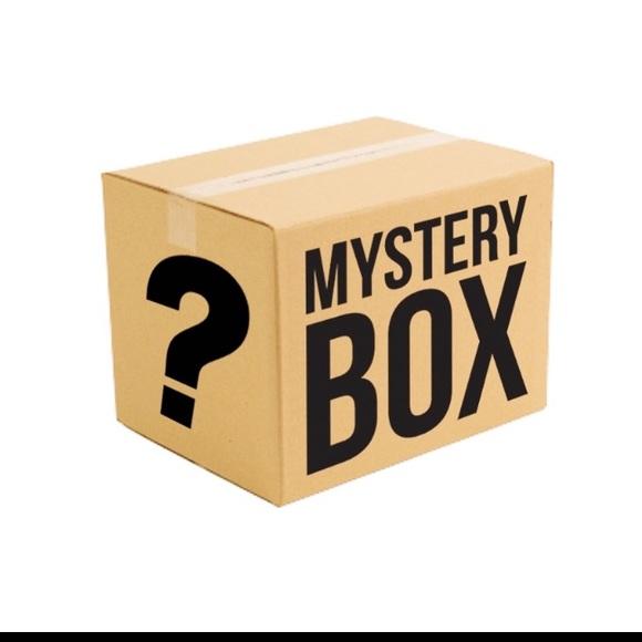Mystery Box Mystery Boxes - Anime POP Mystery Box | Blindbox.eu